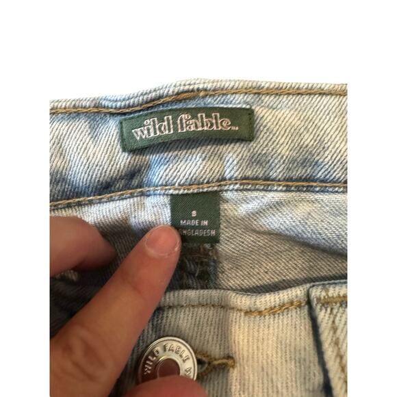 Wild Fable Super High Rise Straight Jeans Womens 8 Light Wash Distressed Denim - Picture 3 of 9